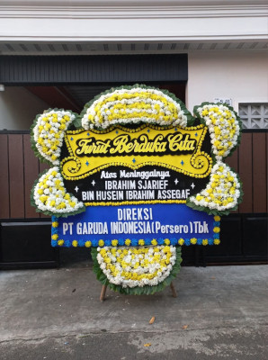 Papan Bunga Duka di Maasing